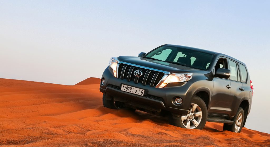 Merzouga,,Morocco,-,September,24,,2019:,Offroad,Car,Toyota,Land